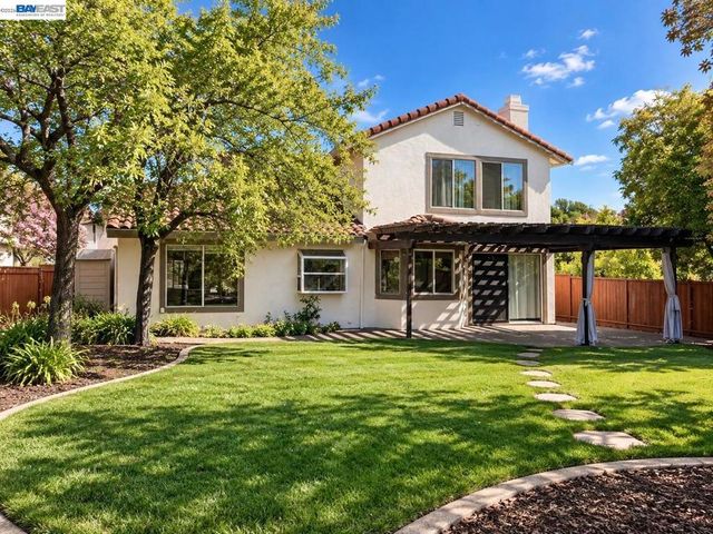 18734 Mt Lassen Drive, Castro Valley, CA 94552