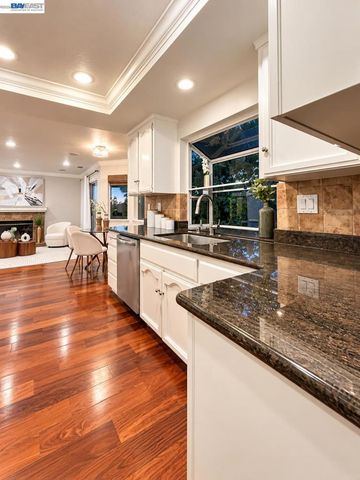 18734 Mt Lassen Drive, Castro Valley, CA 94552