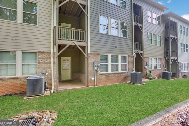 1300 Hopkins Drive, Decatur, GA 30033