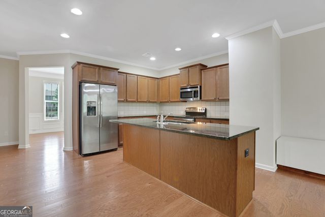 1300 Hopkins Drive, Decatur, GA 30033