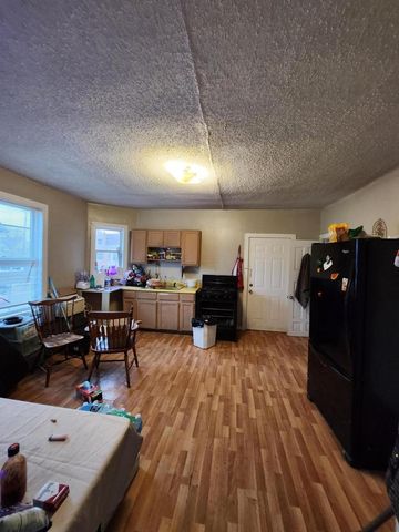 1535 W Lincoln AVENUE, Milwaukee, WI 53215