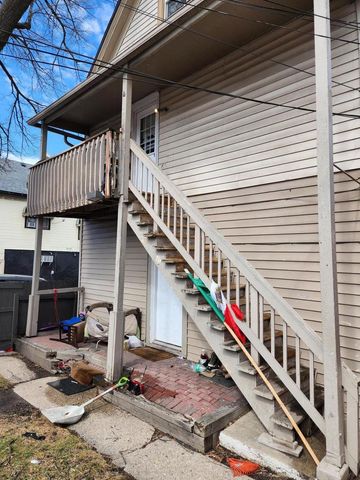 1535 W Lincoln AVENUE, Milwaukee, WI 53215