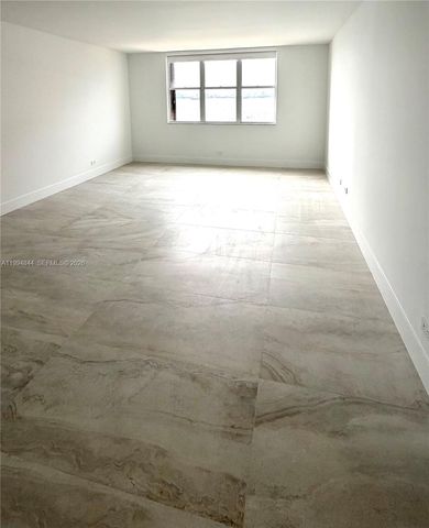 1800 NE 114th Street 605, North Miami, FL 33181