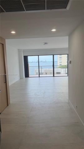 1800 NE 114th Street 605, North Miami, FL 33181