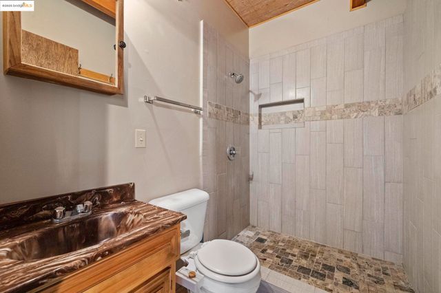 20706 Nonpareil Way, Groveland, CA 95321