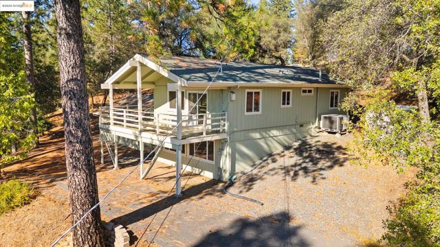 20706 Nonpareil Way, Groveland, CA 95321