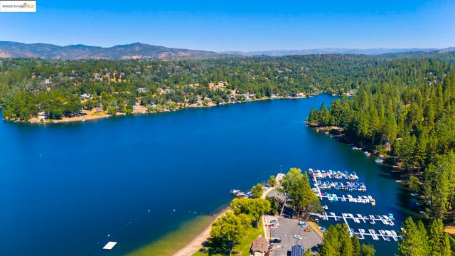 20706 Nonpareil Way, Groveland, CA 95321