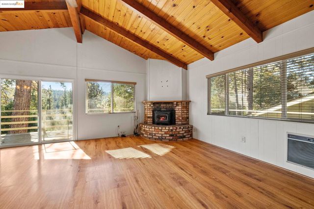 20706 Nonpareil Way, Groveland, CA 95321