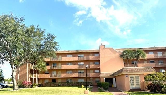 3110 N Pine Island Road 101, Sunrise, FL 33351