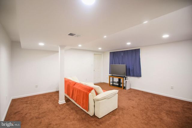 9200 PINE VIEW LN, Clinton, MD 20735