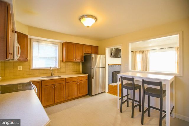 9200 PINE VIEW LN, Clinton, MD 20735