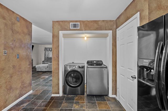 2001 Reservoir Rd Apt 22, Little Rock, AR 72227