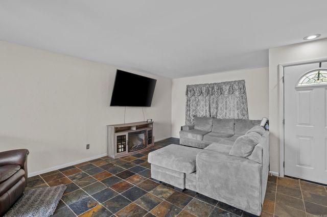 2001 Reservoir Rd Apt 22, Little Rock, AR 72227