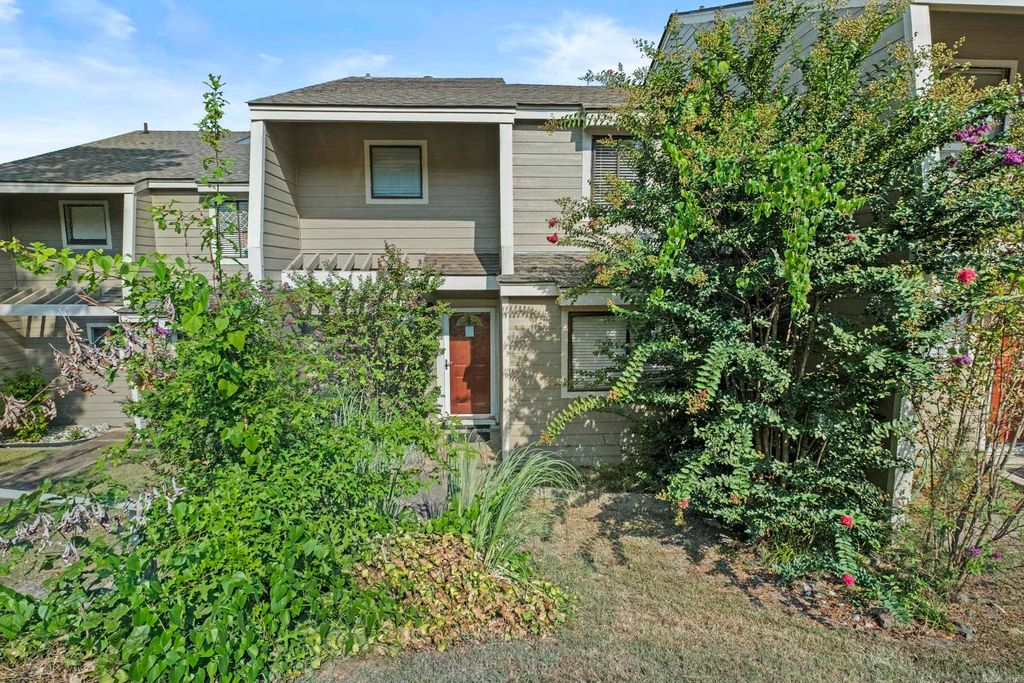 2001 Reservoir Rd Apt 22, Little Rock, AR 72227