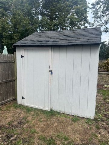 12 Gardiner Lane, Yarmouth, MA 02664