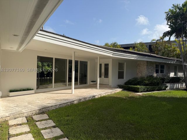 335 Harbor Dr, Key Biscayne, FL 33149