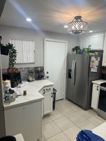 404 NW 68th Avenue 201, Plantation, FL 33317