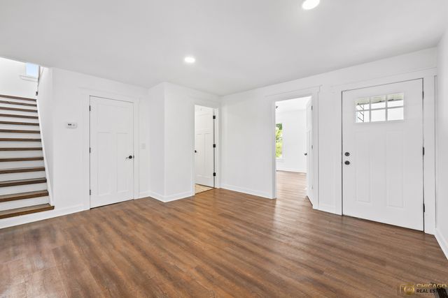 316 Old Sutton Road, Barrington, IL 60010