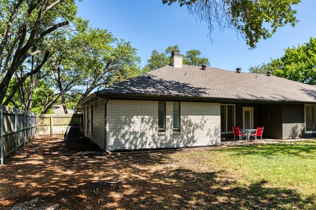 6851 Shorecrest Court, Fort Worth, TX 76132