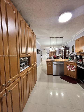 2310 W 74th Street 103, Hialeah, FL 33016