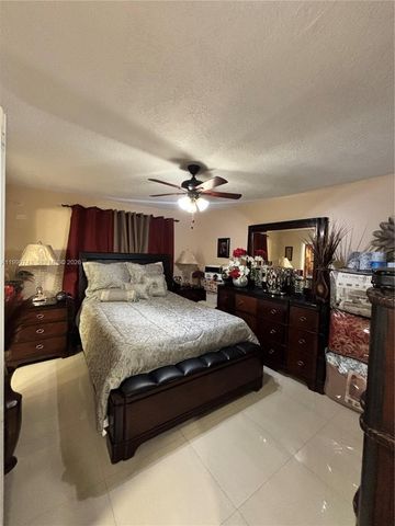 2310 W 74th Street 103, Hialeah, FL 33016