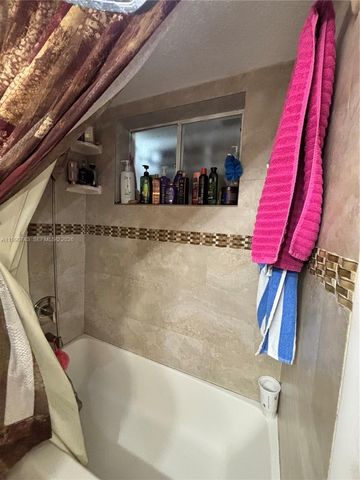 2310 W 74th Street 103, Hialeah, FL 33016