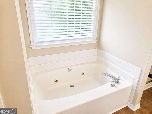 3925 Riversong Drive, Suwanee, GA 30024