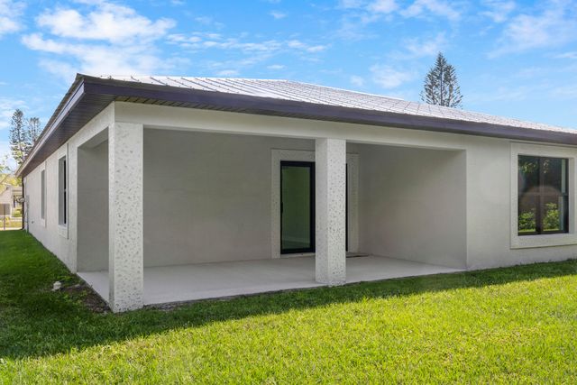 41 La Villa Way, Fort Pierce, FL 34951