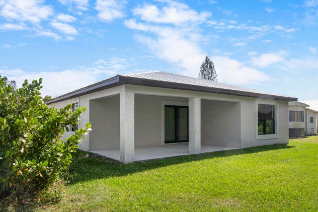 41 La Villa Way, Fort Pierce, FL 34951