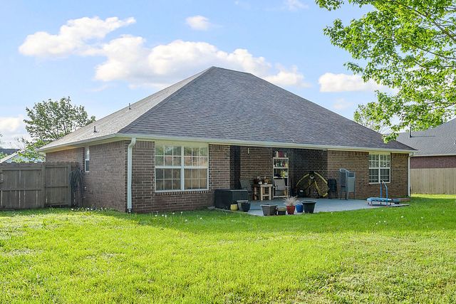 645 Lynn Drive, Pea Ridge, AR 72751