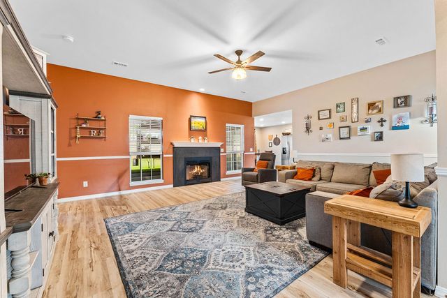 645 Lynn Drive, Pea Ridge, AR 72751
