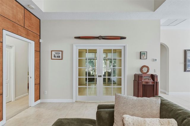 565 GREENLEAF LANE, Titusville, FL 32780