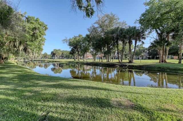 565 GREENLEAF LANE, Titusville, FL 32780