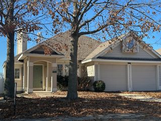 312 Creekside Drive, Anna, TX 75409