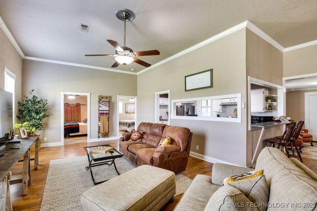 202 N Ashwood, Marietta, OK 73448