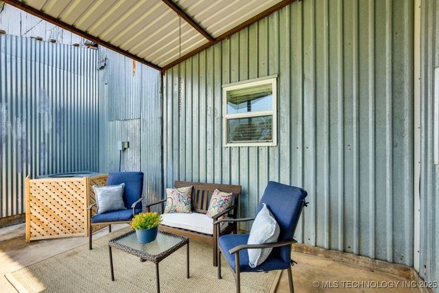 202 N Ashwood, Marietta, OK 73448