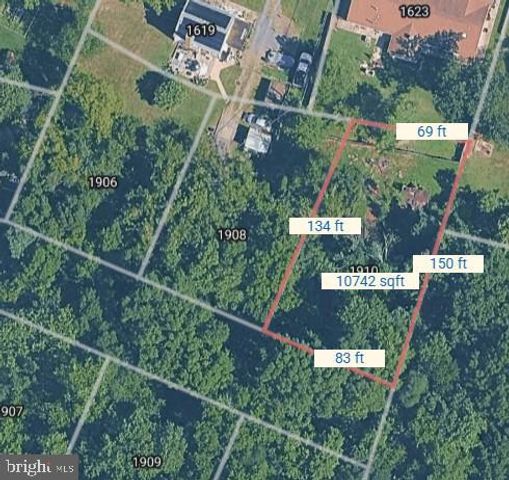 1906 KNOLL DR, Oxon Hill, MD 20745