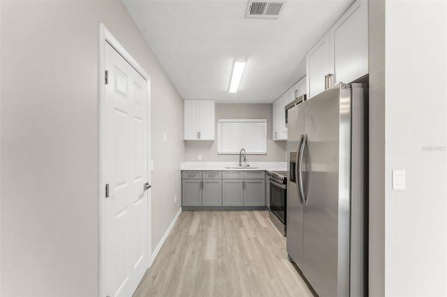 566 SILVER COURSE RADIAL, Ocala, FL 34472