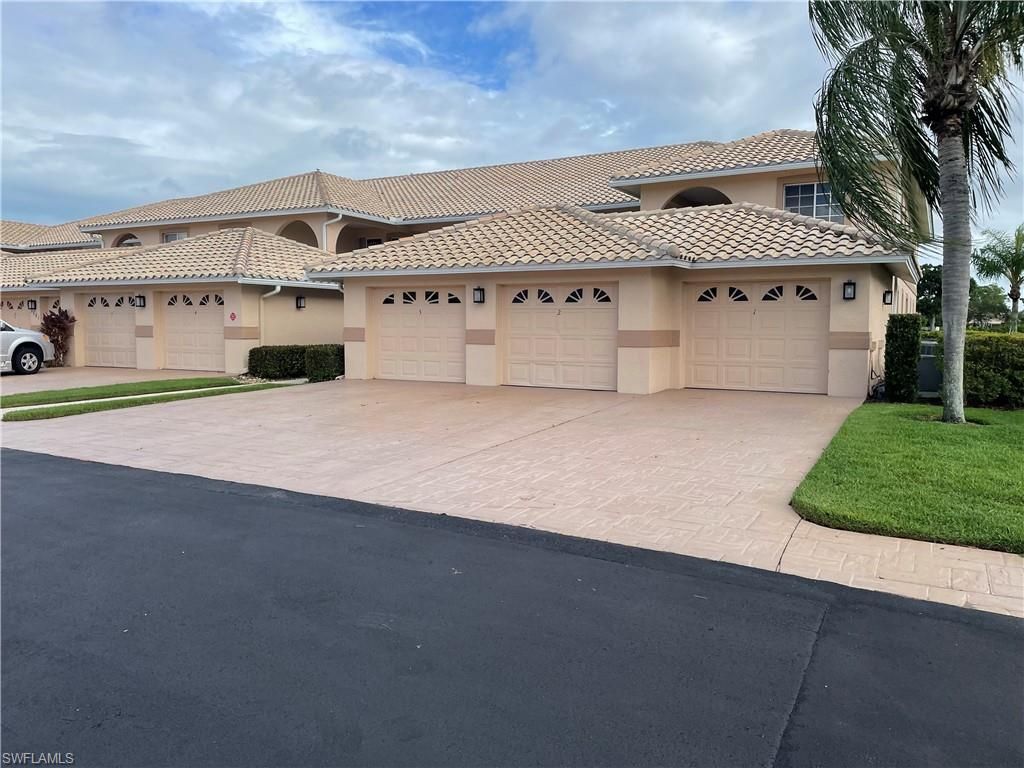 9061 Michael CIR 2, NAPLES, FL 34113 — photo 4