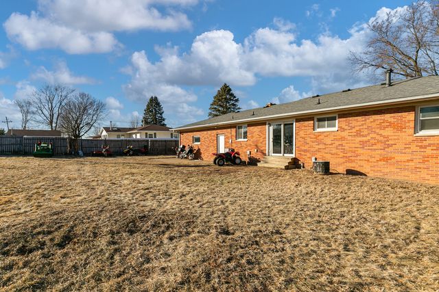 610 2nd Street Court, Sherrard, IL 61281