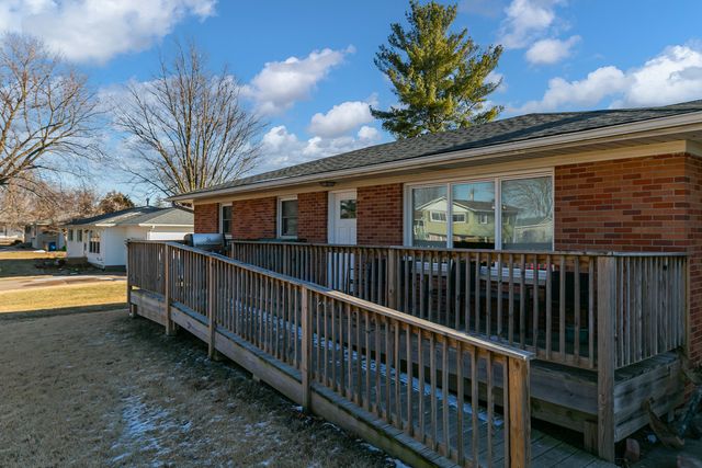 610 2nd Street Court, Sherrard, IL 61281