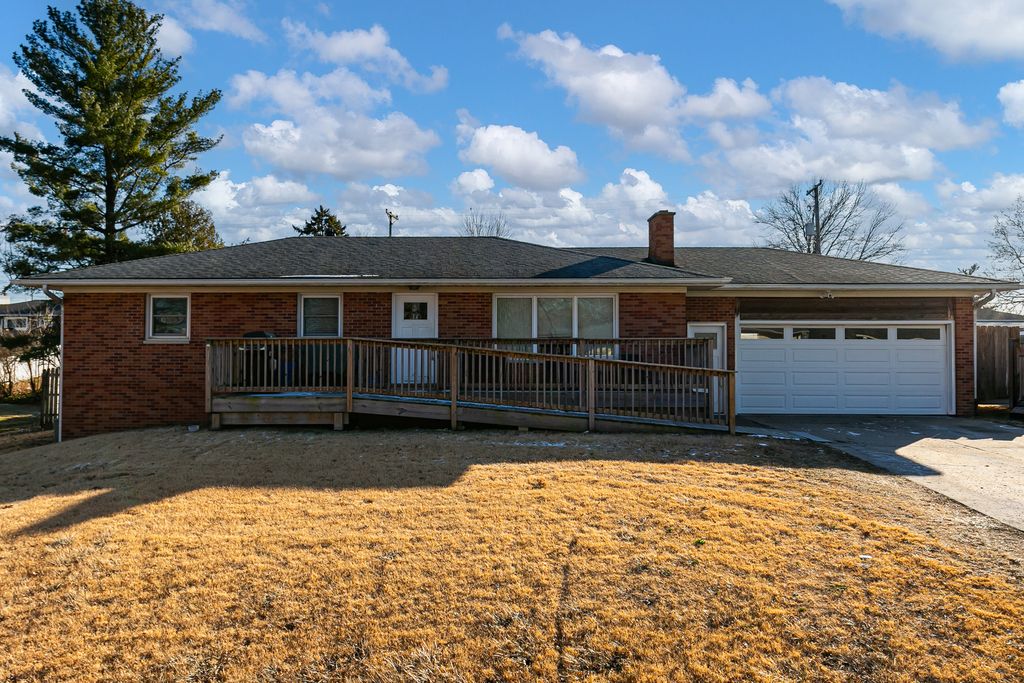 610 2nd Street Court, Sherrard, IL 61281