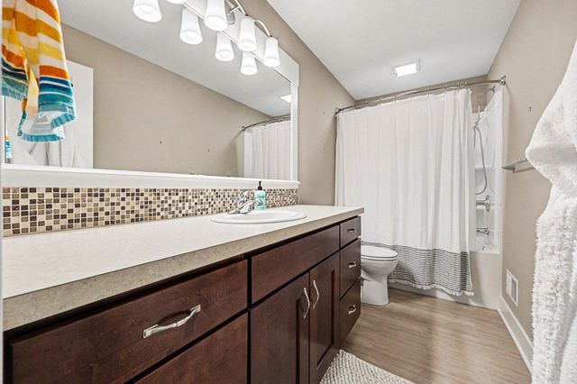 1573 Woodnymph Court NE, Grand Rapids, MI 49505