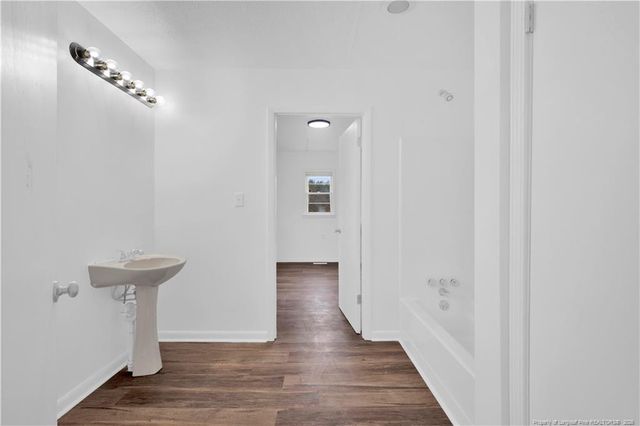 8161 E 130 Highway, Maxton, NC 28364