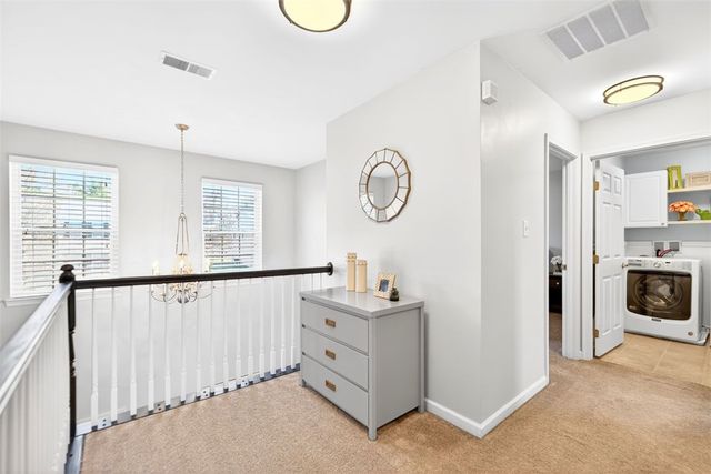 6021 Independence Dr, Jefferson Hills, PA 15025