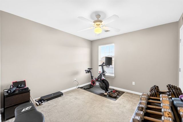 6021 Independence Dr, Jefferson Hills, PA 15025