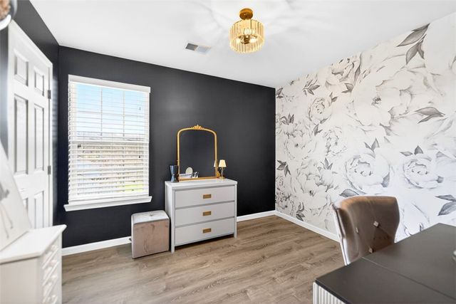 6021 Independence Dr, Jefferson Hills, PA 15025