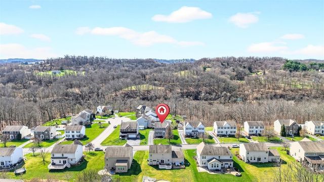 6021 Independence Dr, Jefferson Hills, PA 15025