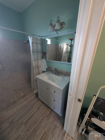 920 2nd Ave W, Twin Falls, ID 83301