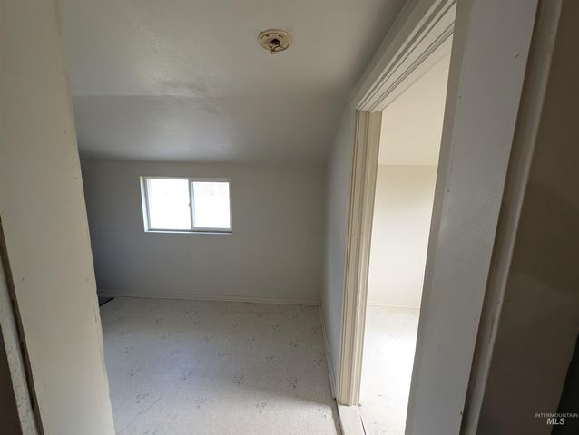 920 2nd Ave W, Twin Falls, ID 83301